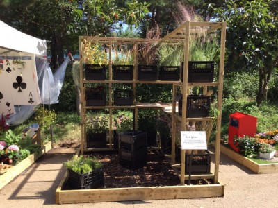 dj6Ud015wvaaphikwqyt_l10e3h