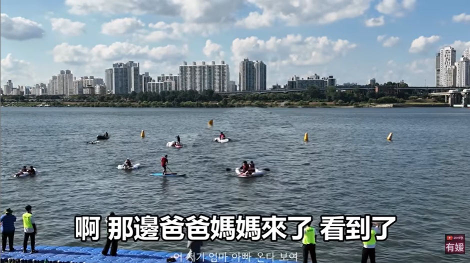 在漢江跟有媛一起親手做的船, 能浮起來嗎? / 한강페스티벌 나만의 한강호만들기