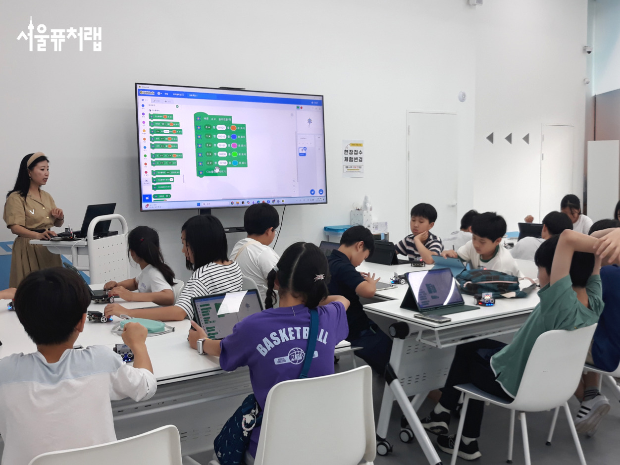[6월 특강] 코코틱스와 함께하는 착한 심부름 로봇 만들기 체험 10